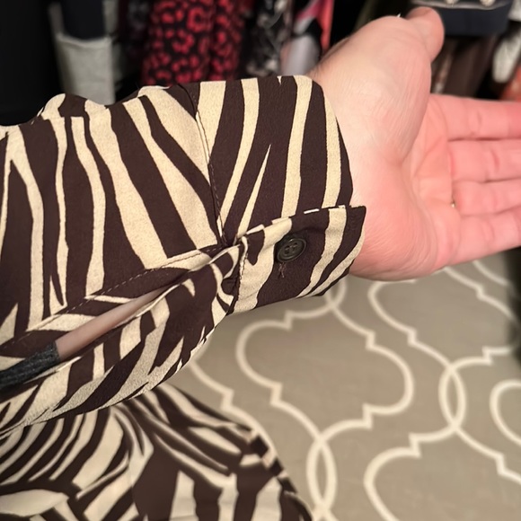 H&M ladies size 12 blouse - Picture 5 of 5